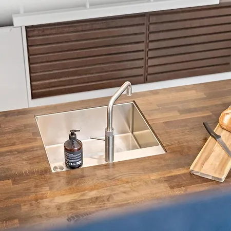 Σπίτι διακοπών 1 Bedroom Beautiful In Χέλσινγκορ